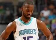 米乐体育官网-凯尔特人战胜骑士！沃克三分砍下高分(凯尔特人沃克伤势最新)