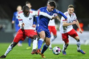 米乐官网app-杜塞尔多夫逼平对手，争取向前迈进的简单介绍