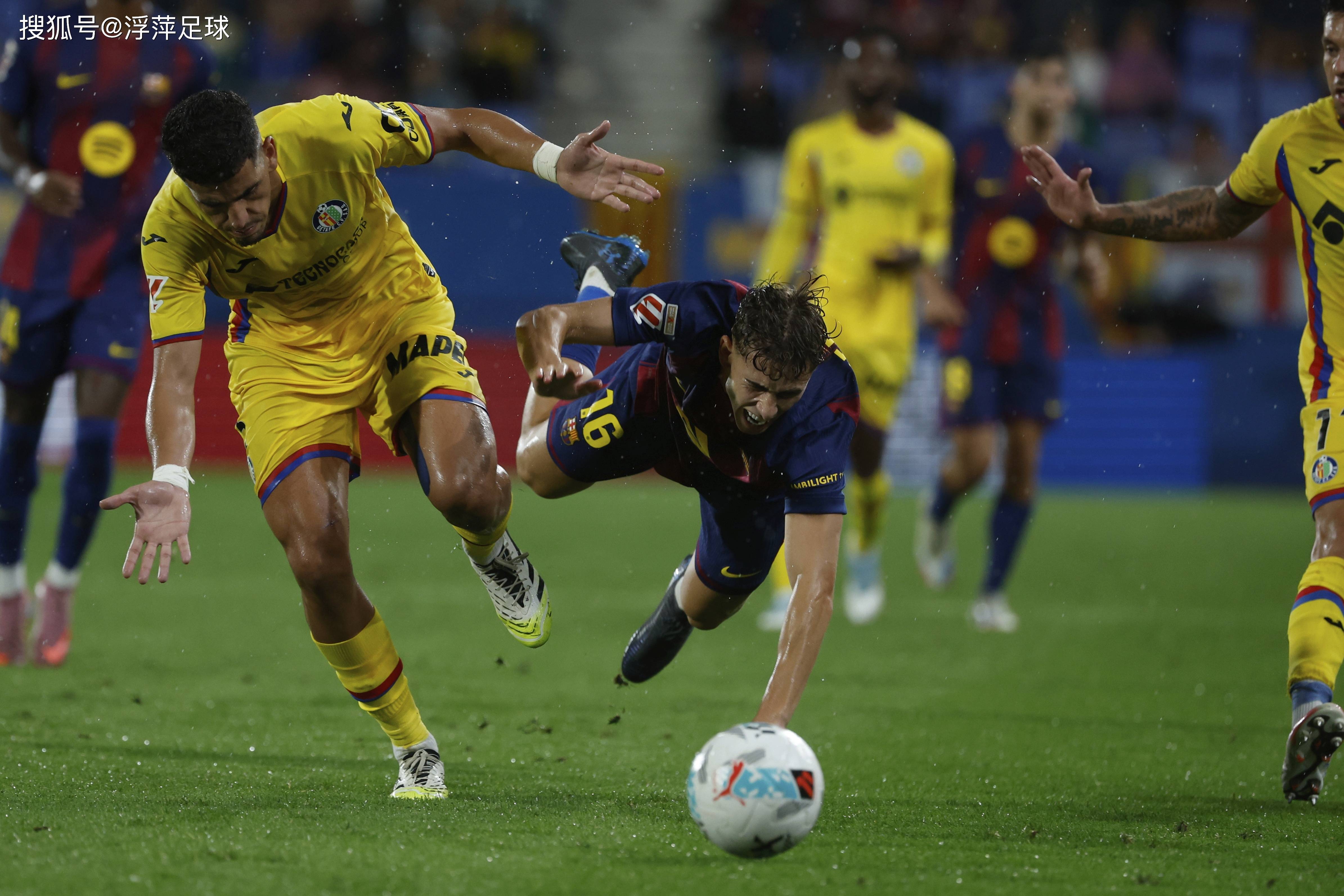 包含巴塞罗那中场核心布斯克茨伤停，欧冠受打击的词条